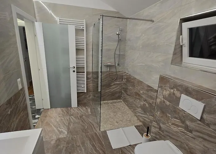 Stylische 2 Solnohrad